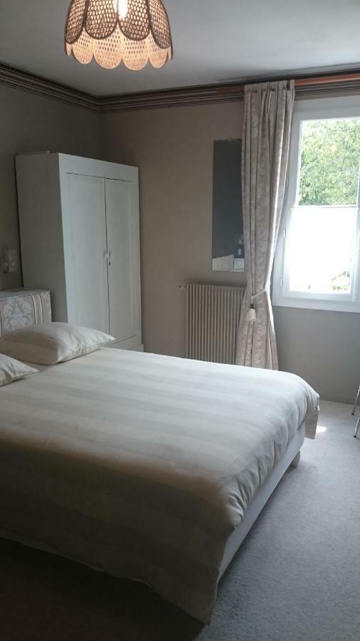 Chambre D'Hotes Amoraina Ascarat Bagian luar foto
